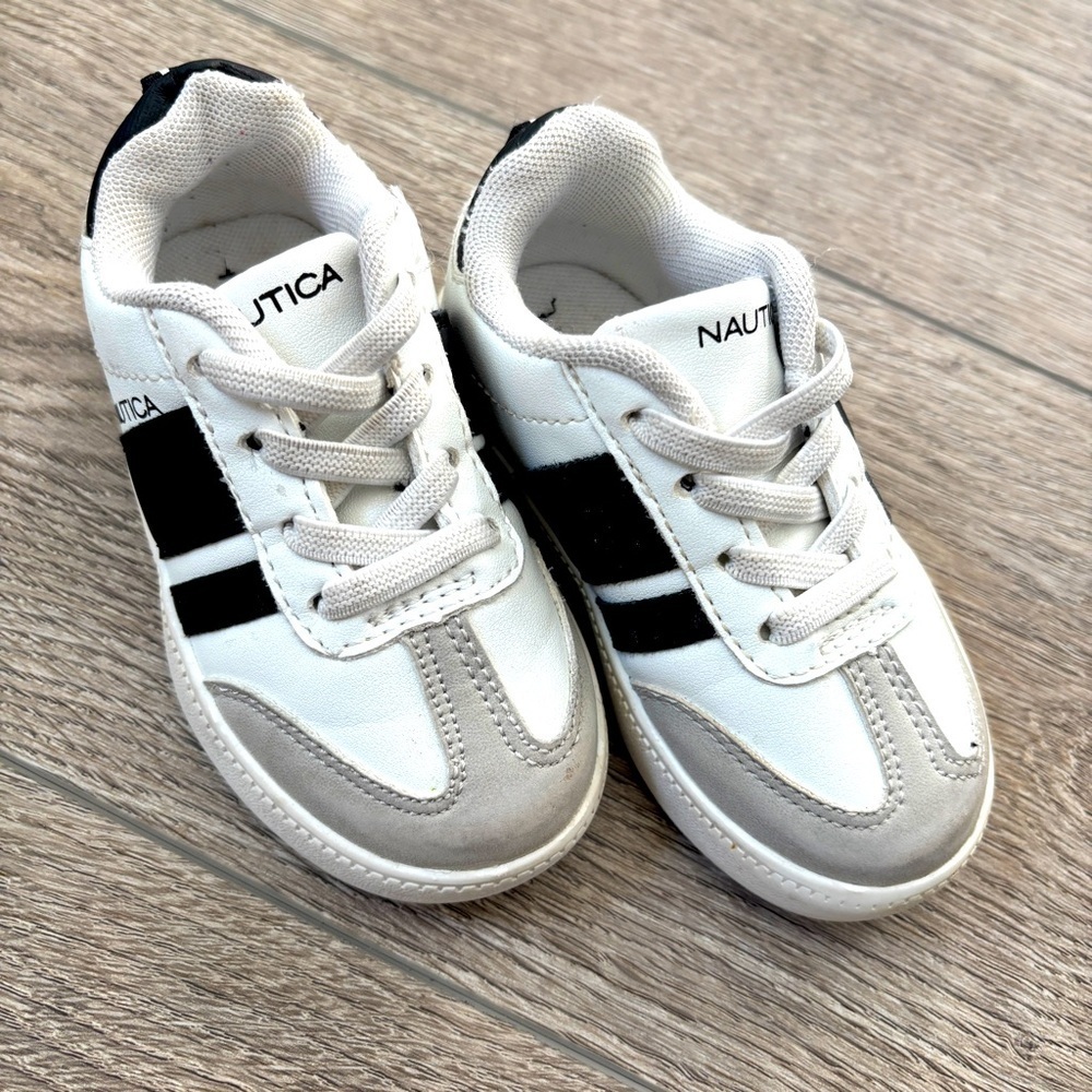 Nautica Baby Sneakers Size 5